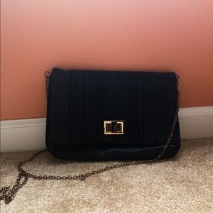 ❌SOLD❌Black and gold envelope style crossbody bag